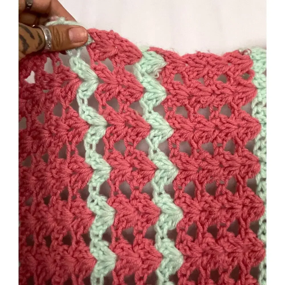 VTG‎ Crocheted Afghan Blanket 42